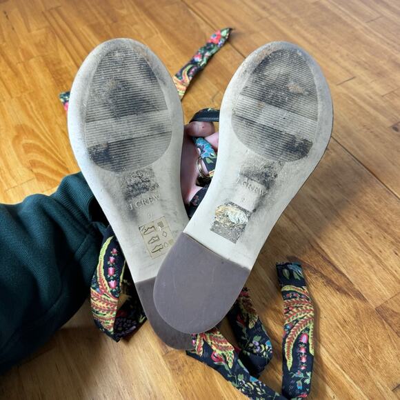 J. Crew Wrap Around Floral Ribbon Lace Up Flat Sandals Size 9 - Picture 6 of 6